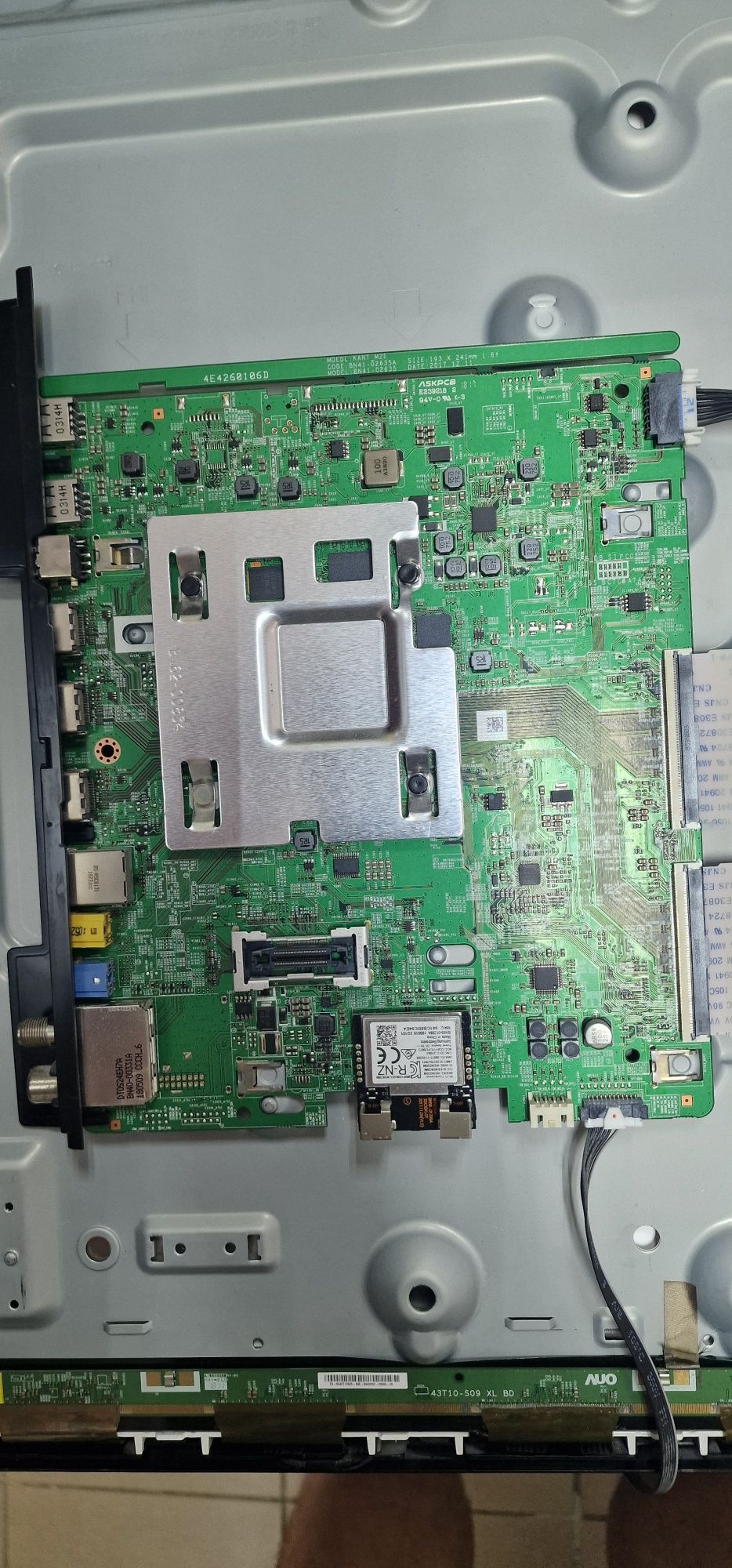 Телевізор SAMSUNG UE43NU7100 Запчасти