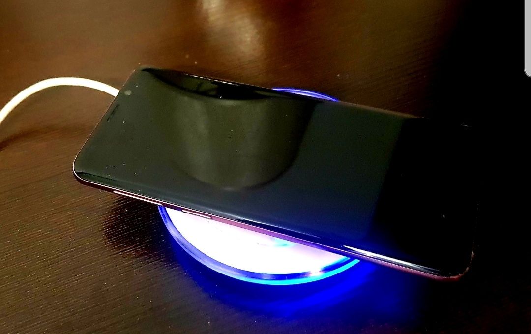 Oryginalna Ładowarka Indukcyjna Samsung ze standardem Qi do urządzeń w