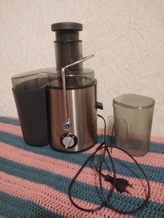 Соковижималка "VITEK"