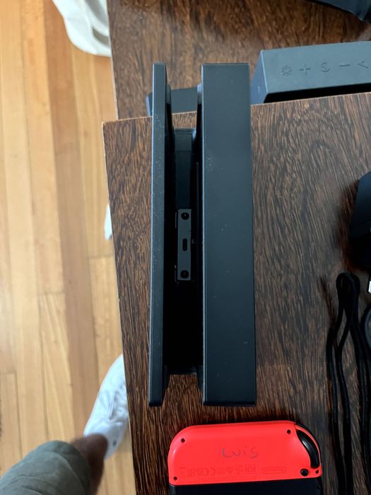 Nintendo Switch - Neon Blue + Neon Red Joy-Con  e SD 256GB