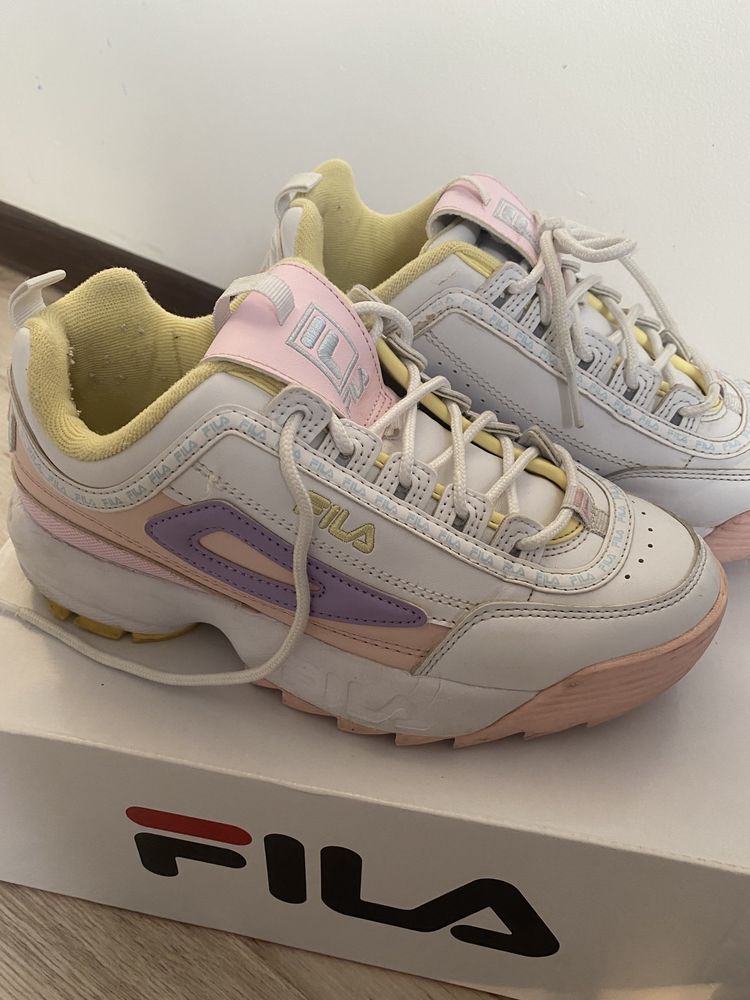 Sneakarsy Fila rozmiar 38