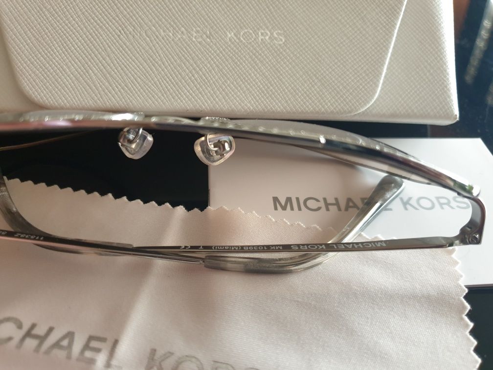 Óculos MICHAEL KORS com pedraria novo