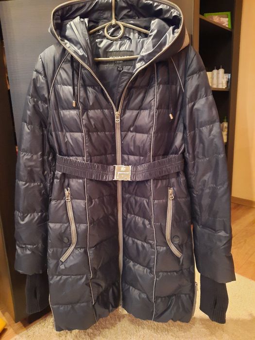 Продам женский пуховик