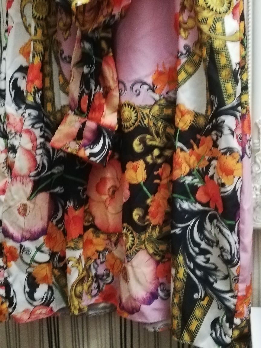 Sukienka marki asos wzór kwiaty