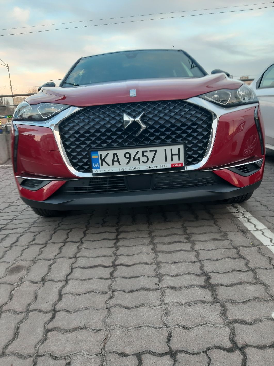 Продам супер экономный женский кроссовер Ситроен DS 3