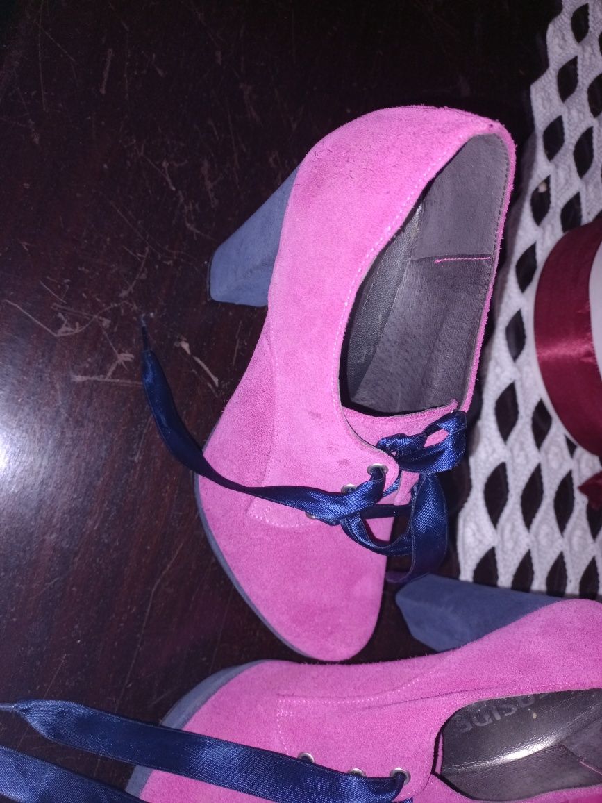 Sapatos rosa t37 Como novos