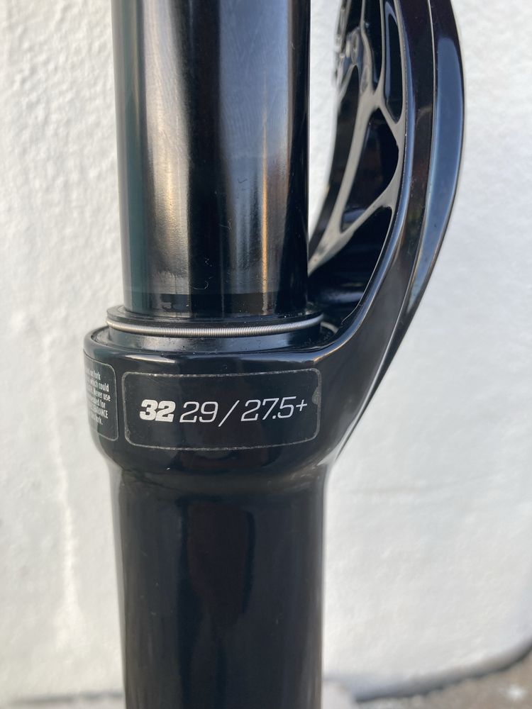 Suspensão FOX 32