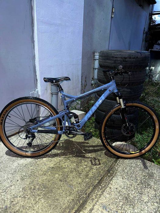 Giant Trance 4 27.5 M