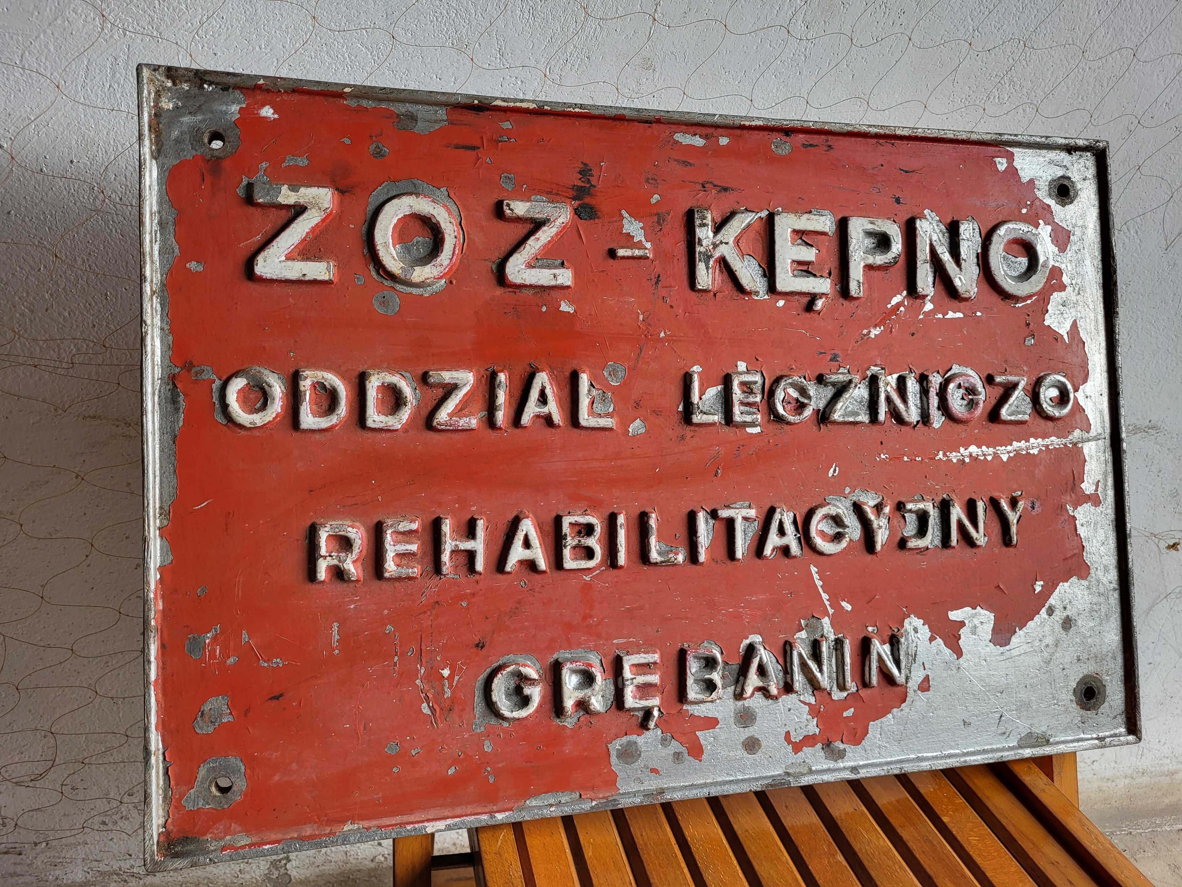 Stara tablica z PRL u Informacyjna ostrzegawcza???