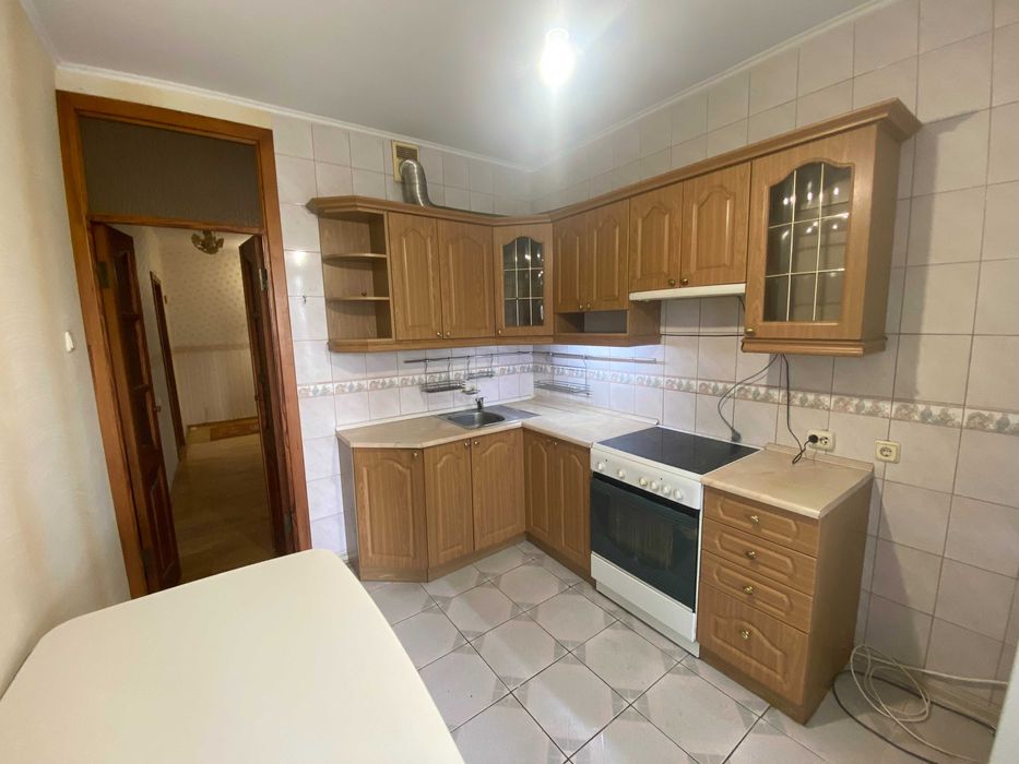 Продаж 2-к. Драгоманова, 31в. Метро Позняки 5 хв. Осокорки, Харківська