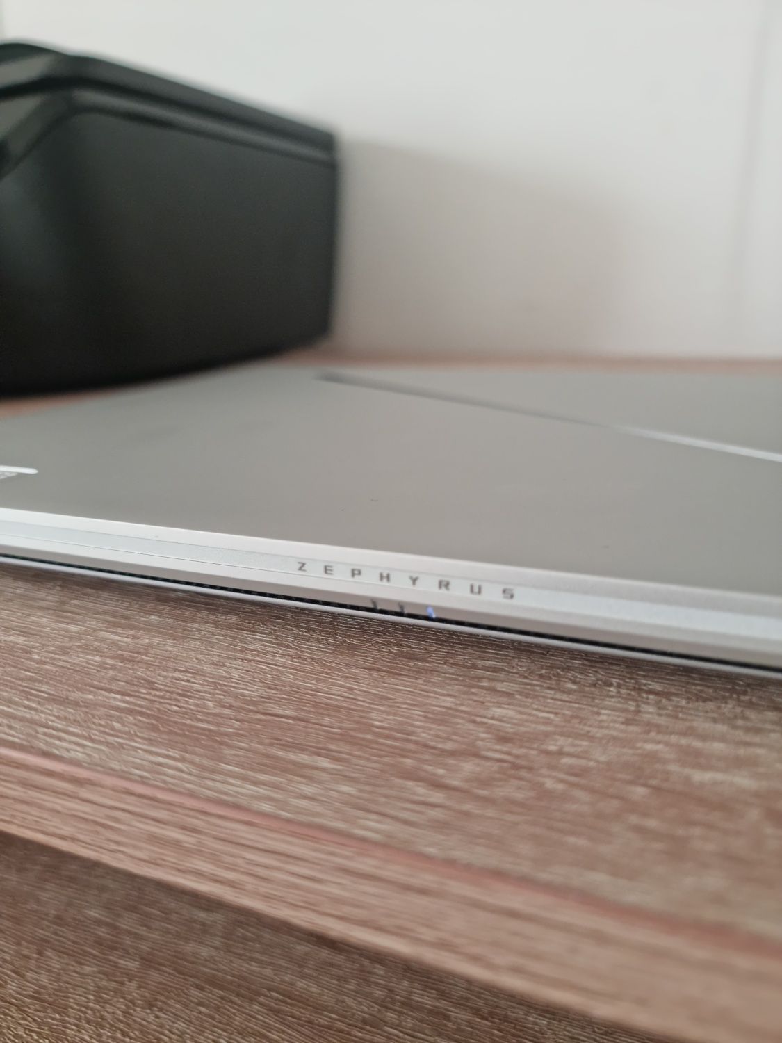 Asus Rog Zephyrus G16 Ryzen 9 AI 370 HX RTX 4070