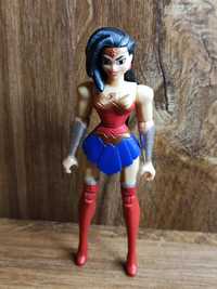 Коллекционная фигурка Чудо-женщина Wonder Woman TM DC Comics оригинал