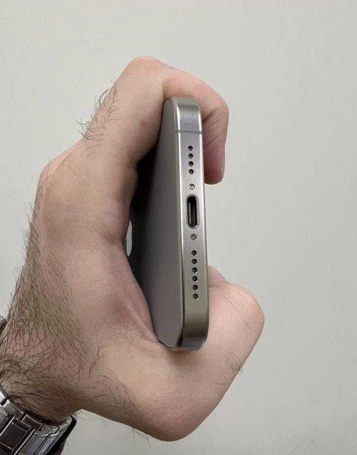 iPhone 15 Pro Max 256 GB