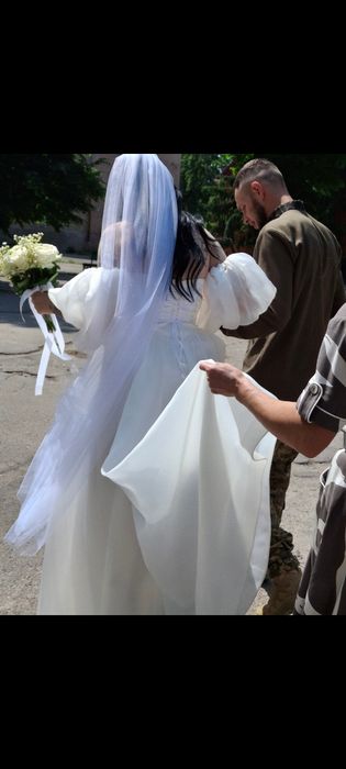 Продам свадебное платье