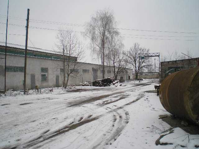 Продається  два приміщення  які відносяться до нежитлового фонду