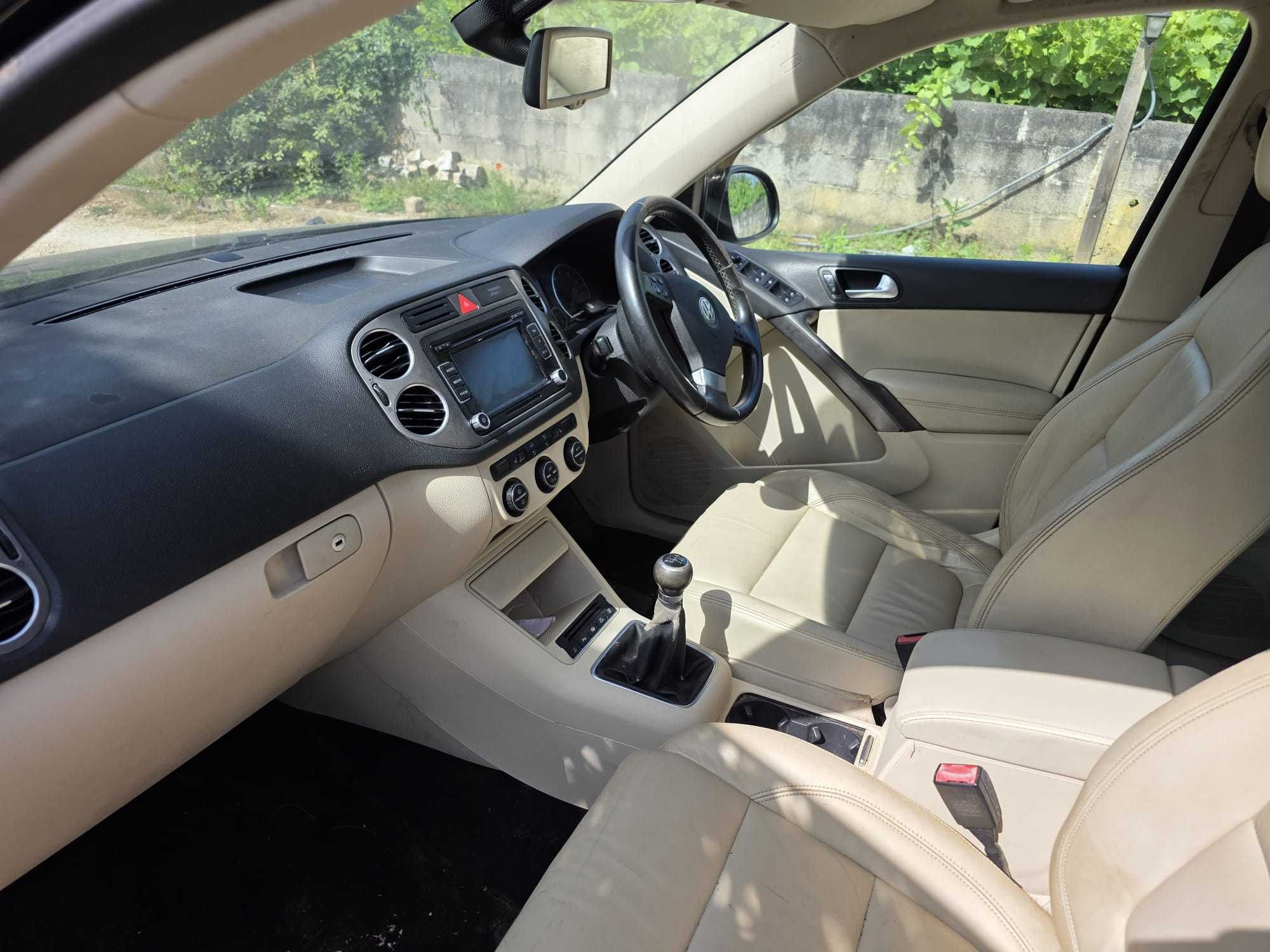 Volkswagen 	Tiguan Escape Tdi 140