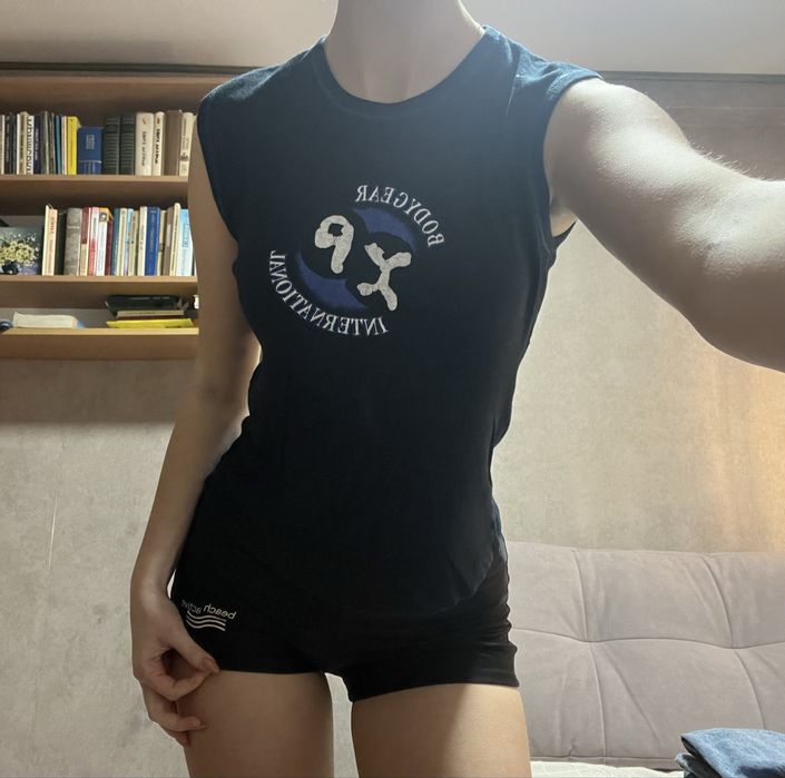 Чорна унісекс майка з принтом