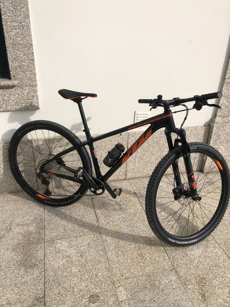 KTM myroon ELITE