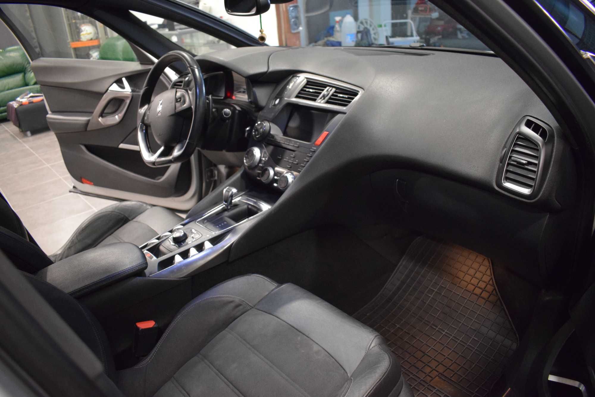 Citroen DS5 1.6 HDi