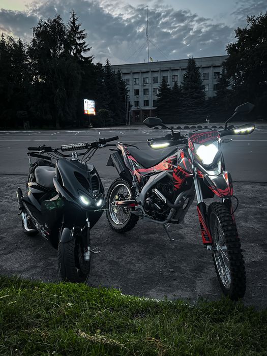 Мотоцикл Loncin LX250GY-3