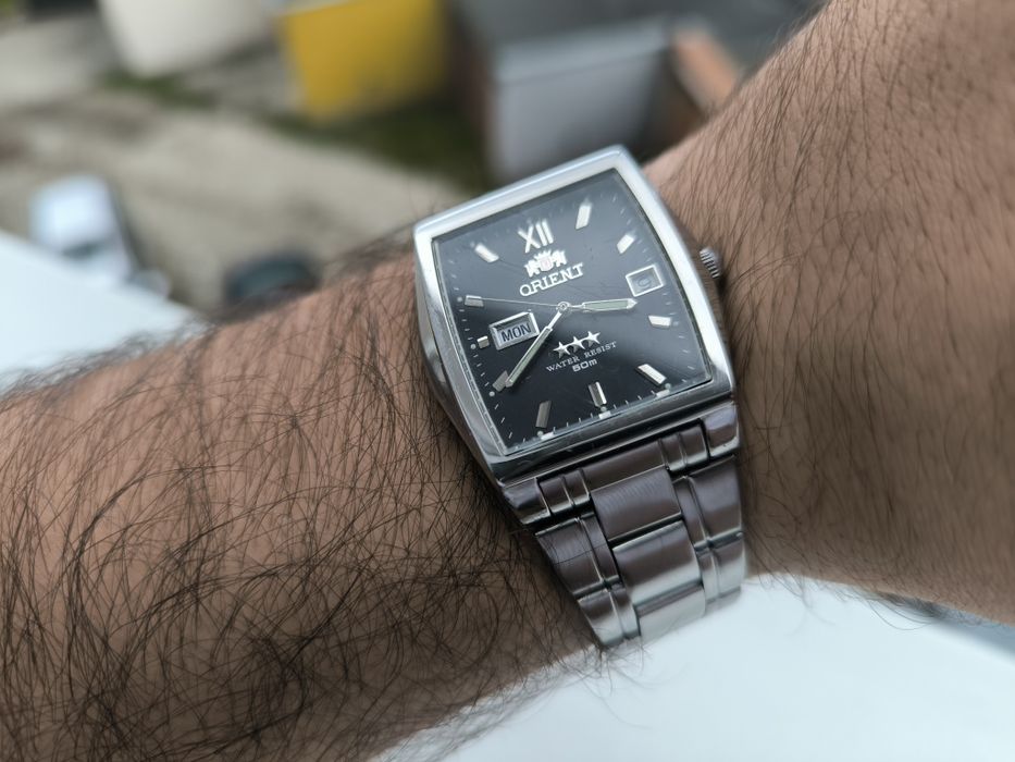 Piękna czerń zegarek orient kostka ni seiko Citizen certina casio