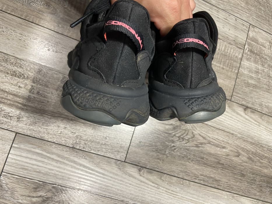 Кросівки жіночі Adidas