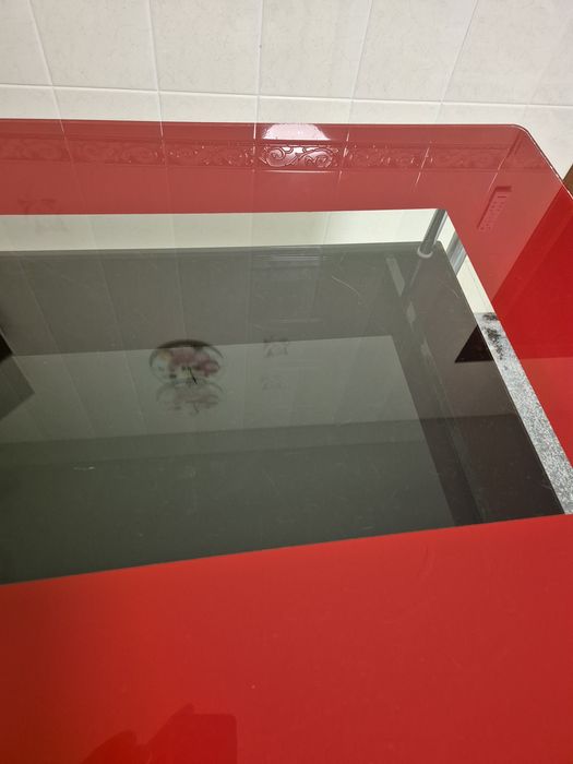 Продам скляний стіл