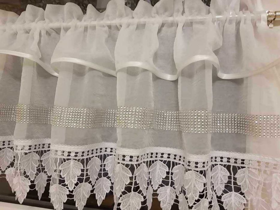 Zazdroska woal kresz, firanka cyrkonia i gipiura 10cm/4,50zł