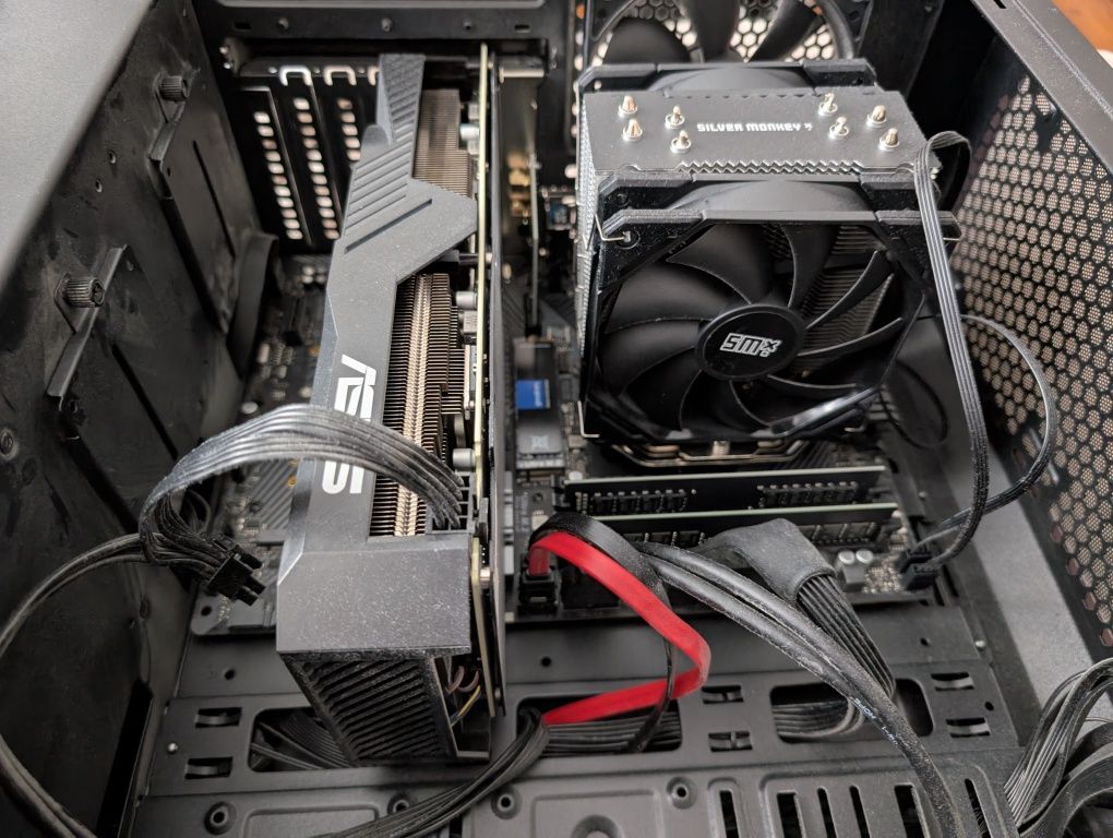 Komputer stacjonarny r5 3600, rx 5600 evo