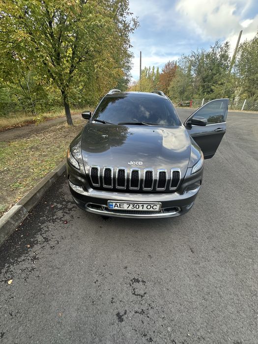 Продам Jeep Cheeroki kl. 2016