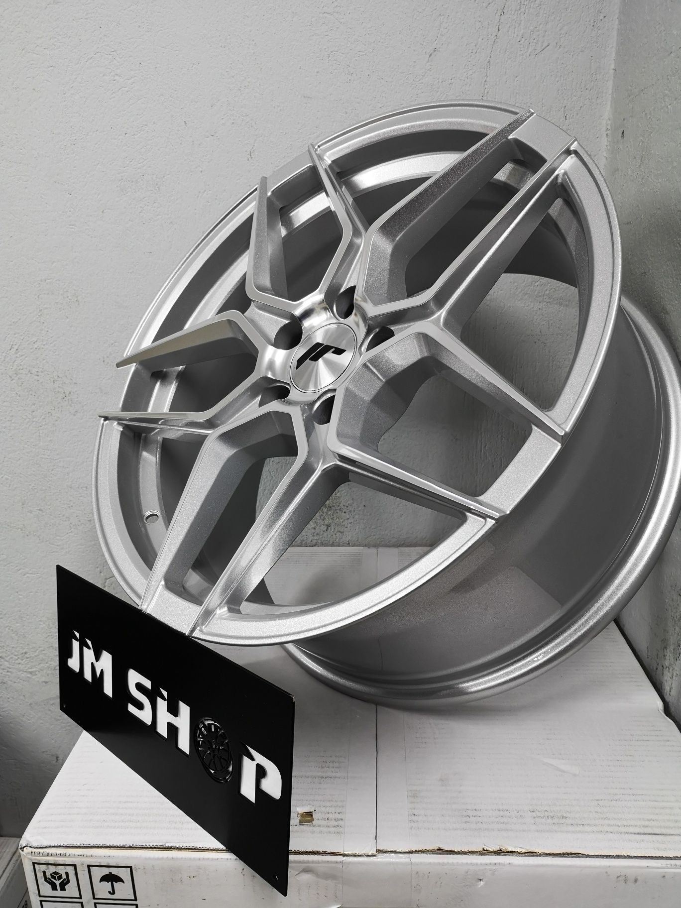 Felgi Japan Racing JR34 18" 8J 5x112 nowe