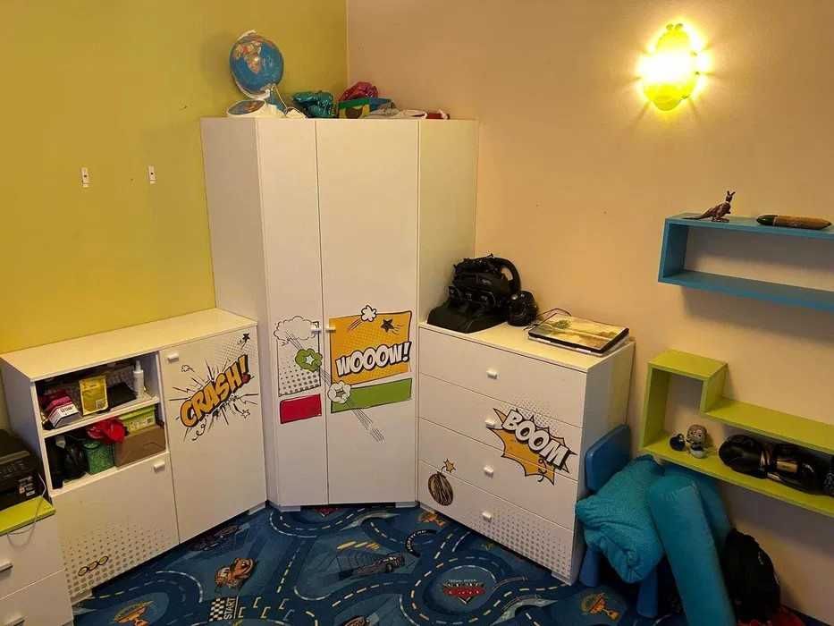 Zestaw mebli młodzieżowych Meblik - stan bardzo dobry!