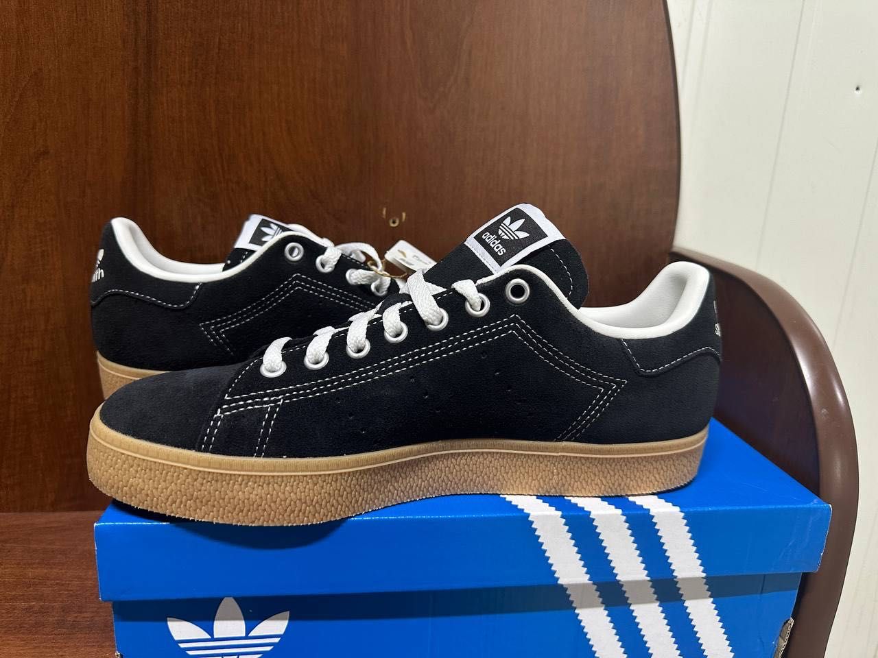 Замшеві кросівки Adidas 42 / 42.5 розмір Stan Smith кроссовки чоловічі