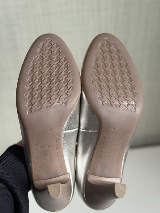 Нові жіночі туфлі, Ara, розмір 37