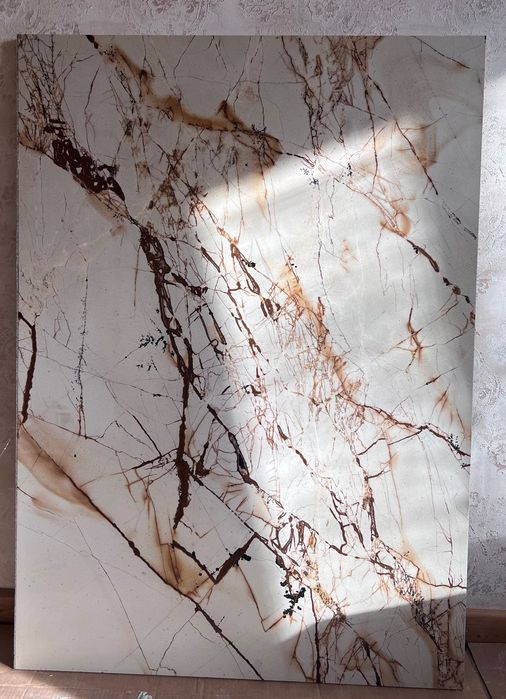 Мрамор куском 107/77 см