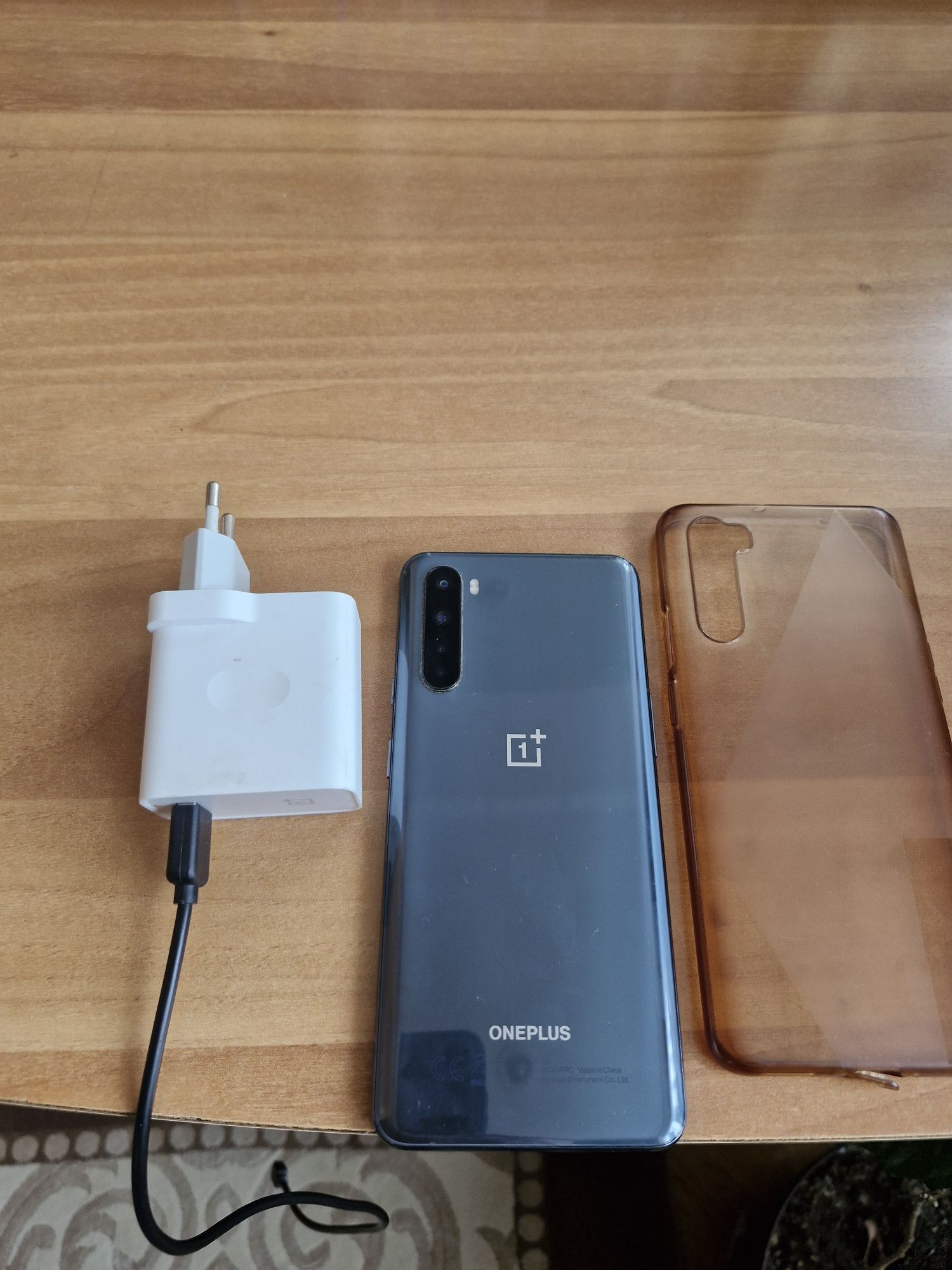 Мобільний телефон OnePlus Nord