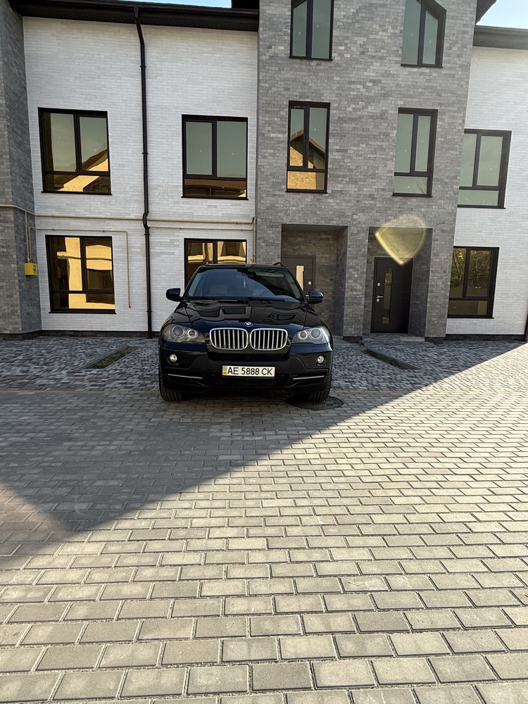 Продам bmw x5 e70 3.0 бенз