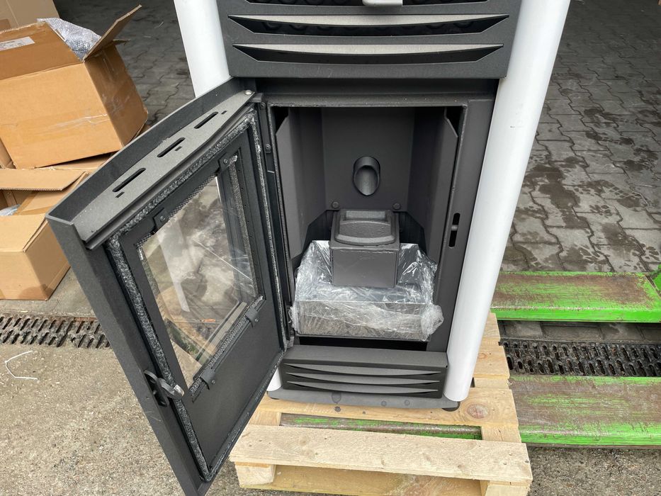 Piec Kominek koza na pellet HELENA 8KW TERMOMONT - II Gatunek