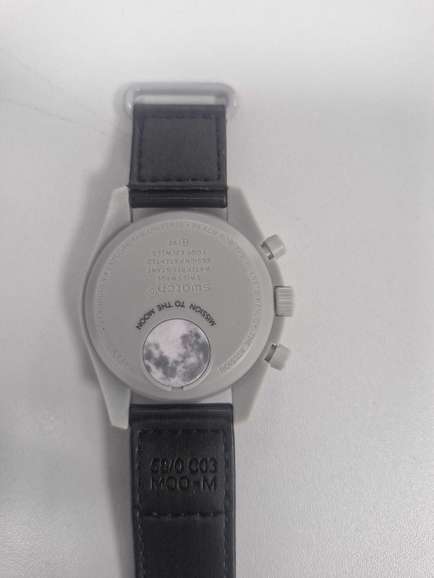 Swatch Omega - Moonswatch Mission To The Moon