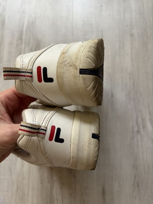 Używane znoszone buty białe adidasy 36 fila sportowe