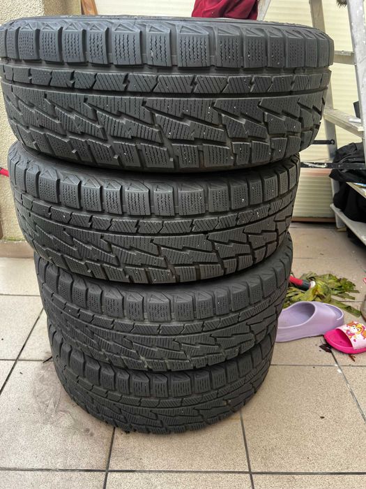 Opony zimowe Premiorri 205/55 R16 z felgami stalowymi