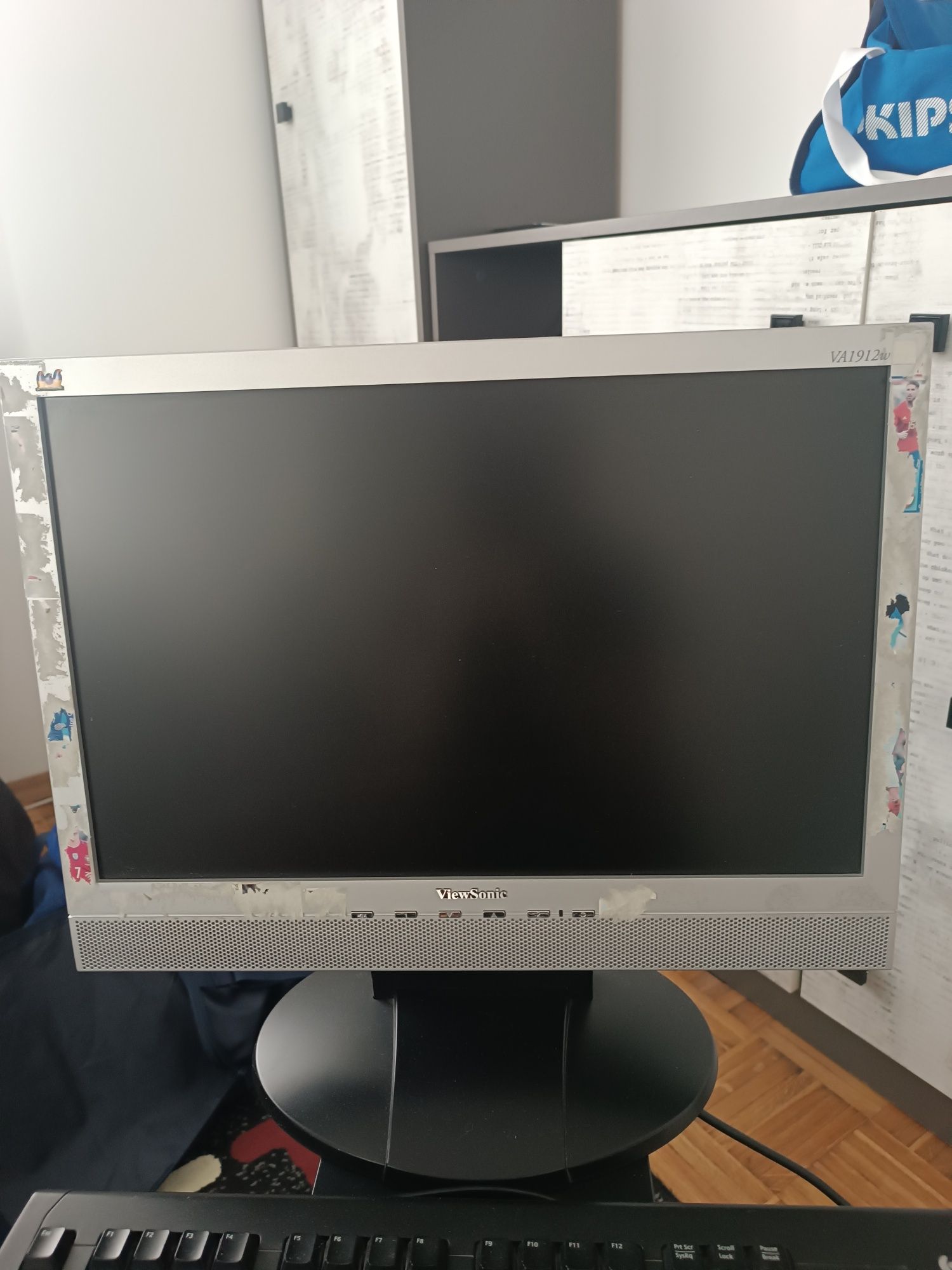 Komputer,monitor, klawiatura i myszka