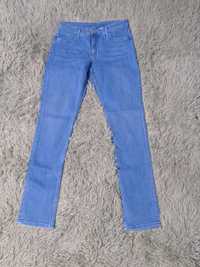 Стрейчевые джинсы на рост 158см