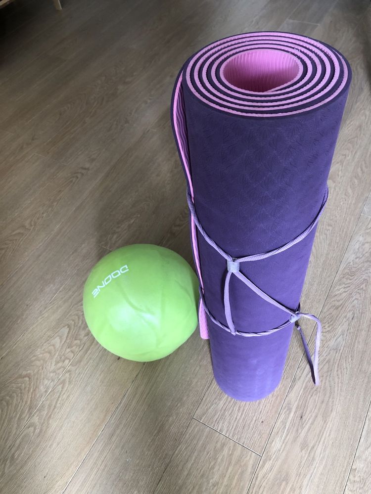 Yoga mat tapete ginástica roxa com bola verde
