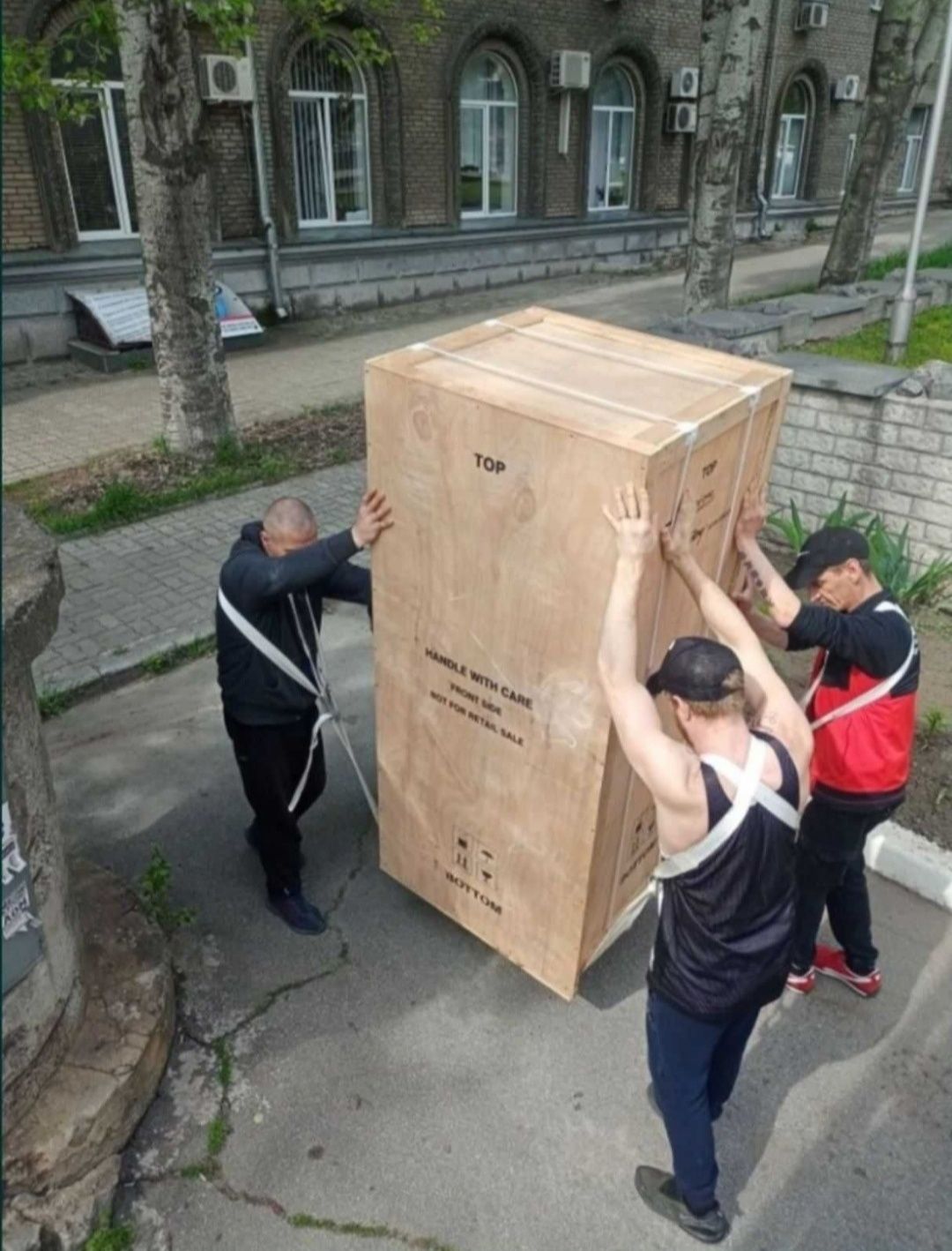 Грузчики, Грузоперевозки