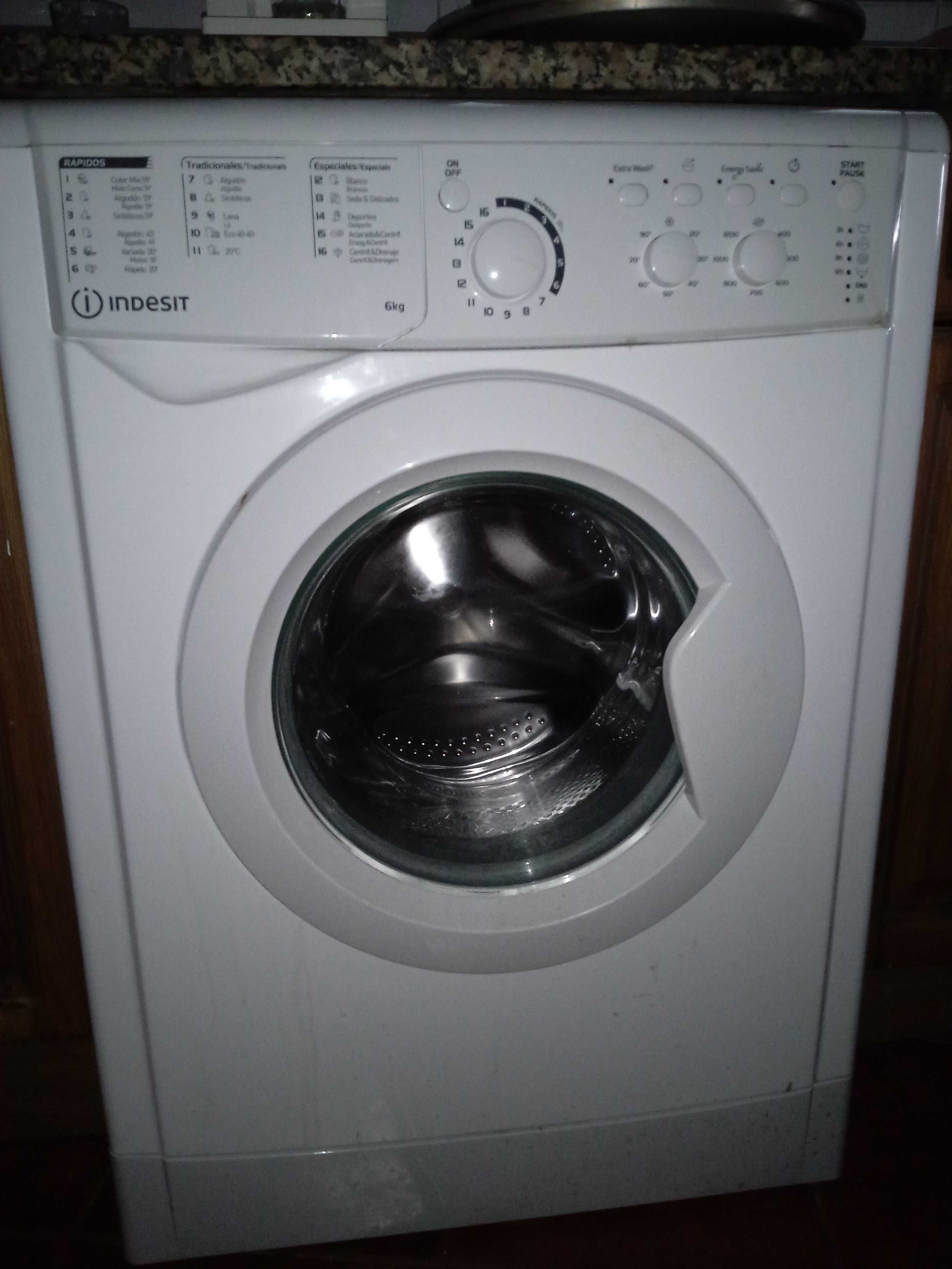 Vendo máquina de lavar roupa