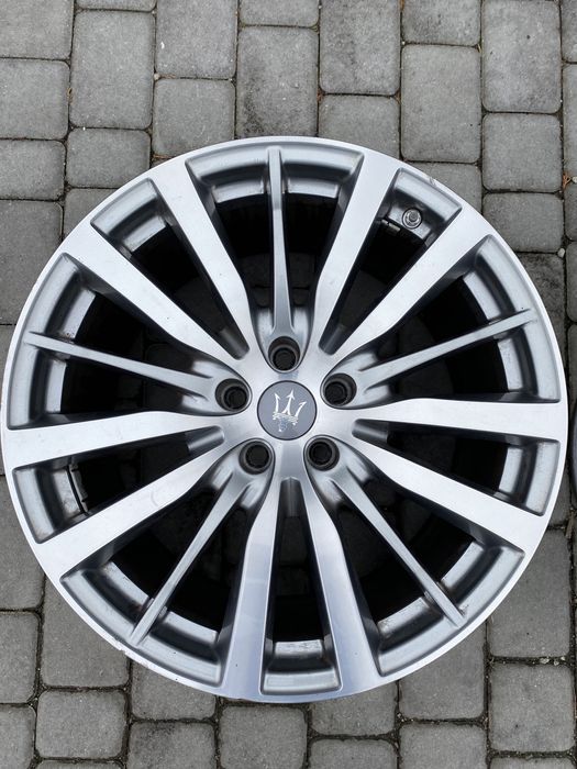 Alufelgi 5x114,3 19 cali Maserati Ghibli Quattroporte 8,5J i 10,0J