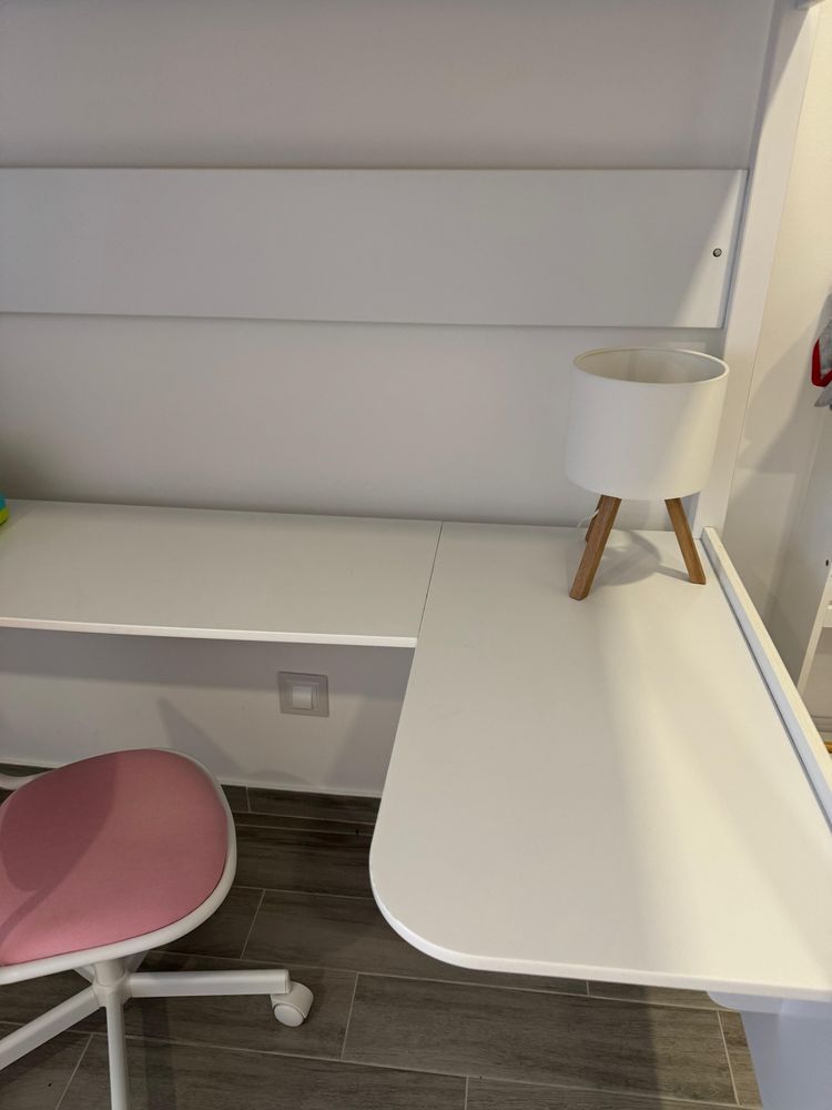 Cama Criança com secretaria