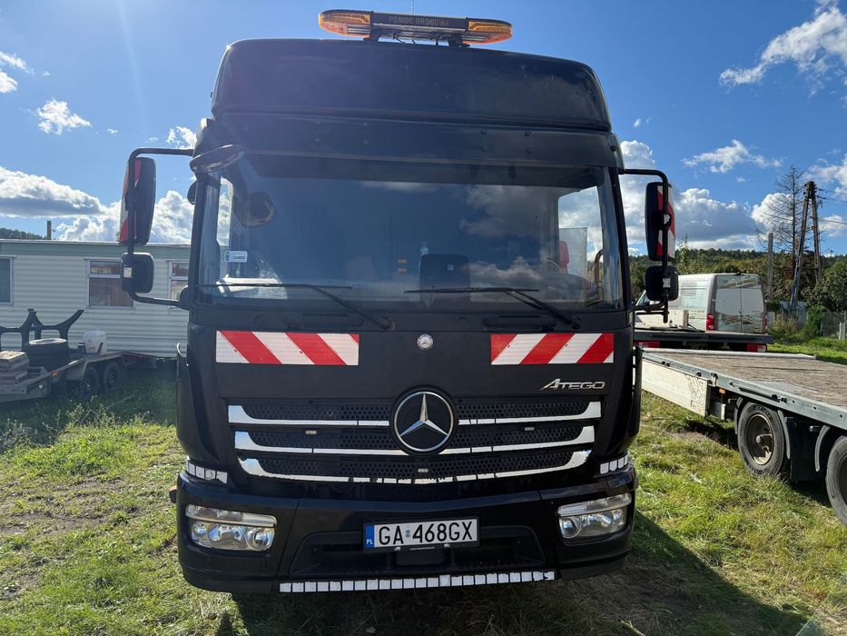 Mercedes-Benz ATEGO 1527  Mercedes Atego 1527, laweta, platforma, wciągarka, najazdy, regulowany