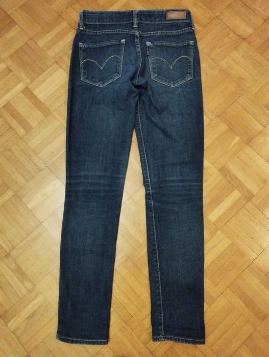 Oryginalne spodnie damskie firmy Levis 25 x 32